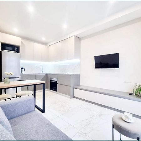 Most City Area Lux Studio Днепър Екстериор снимка